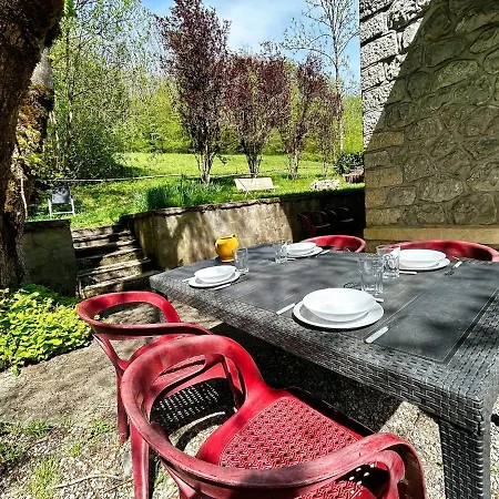 La Maison D'orle بيت للعطل