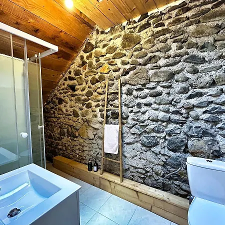 La Maison D'orle بيت للعطل